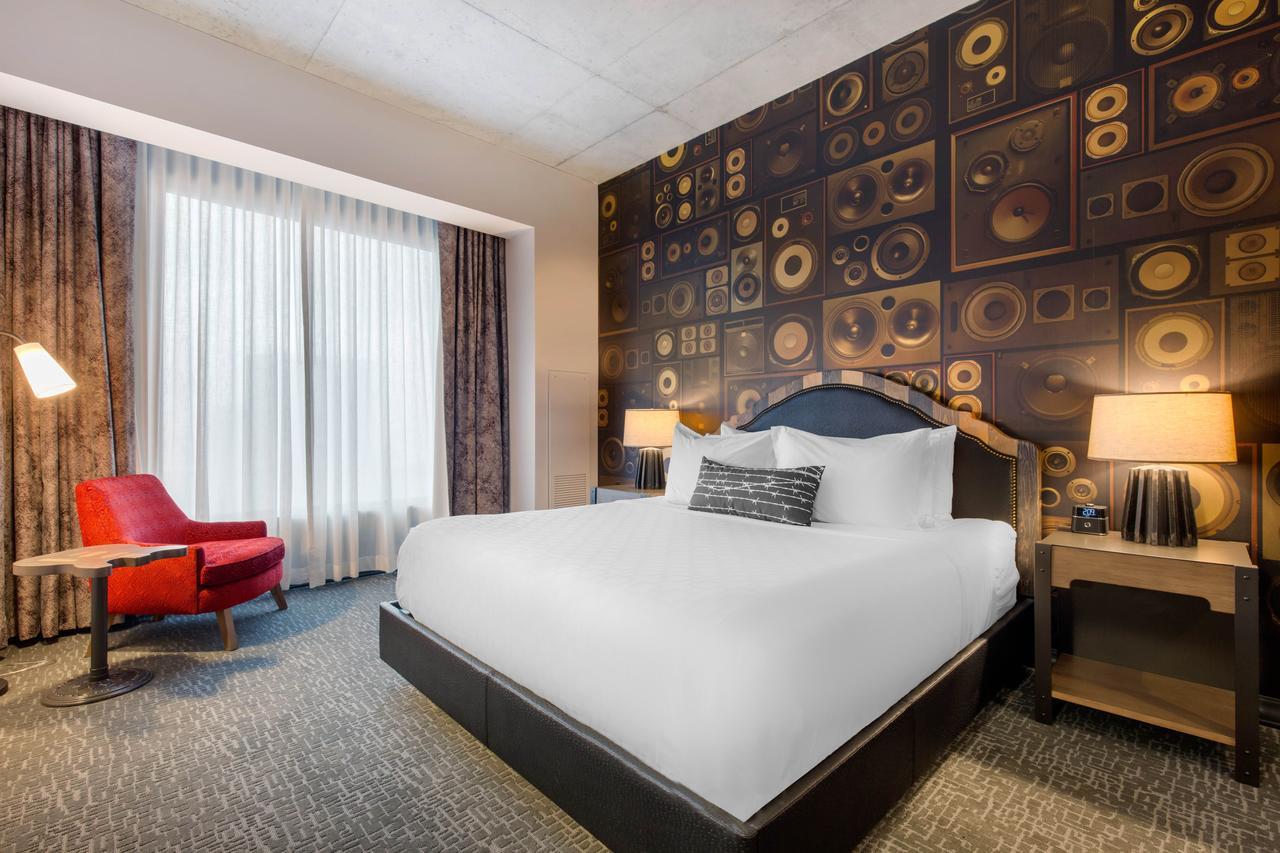 Cambria Downtown 4*