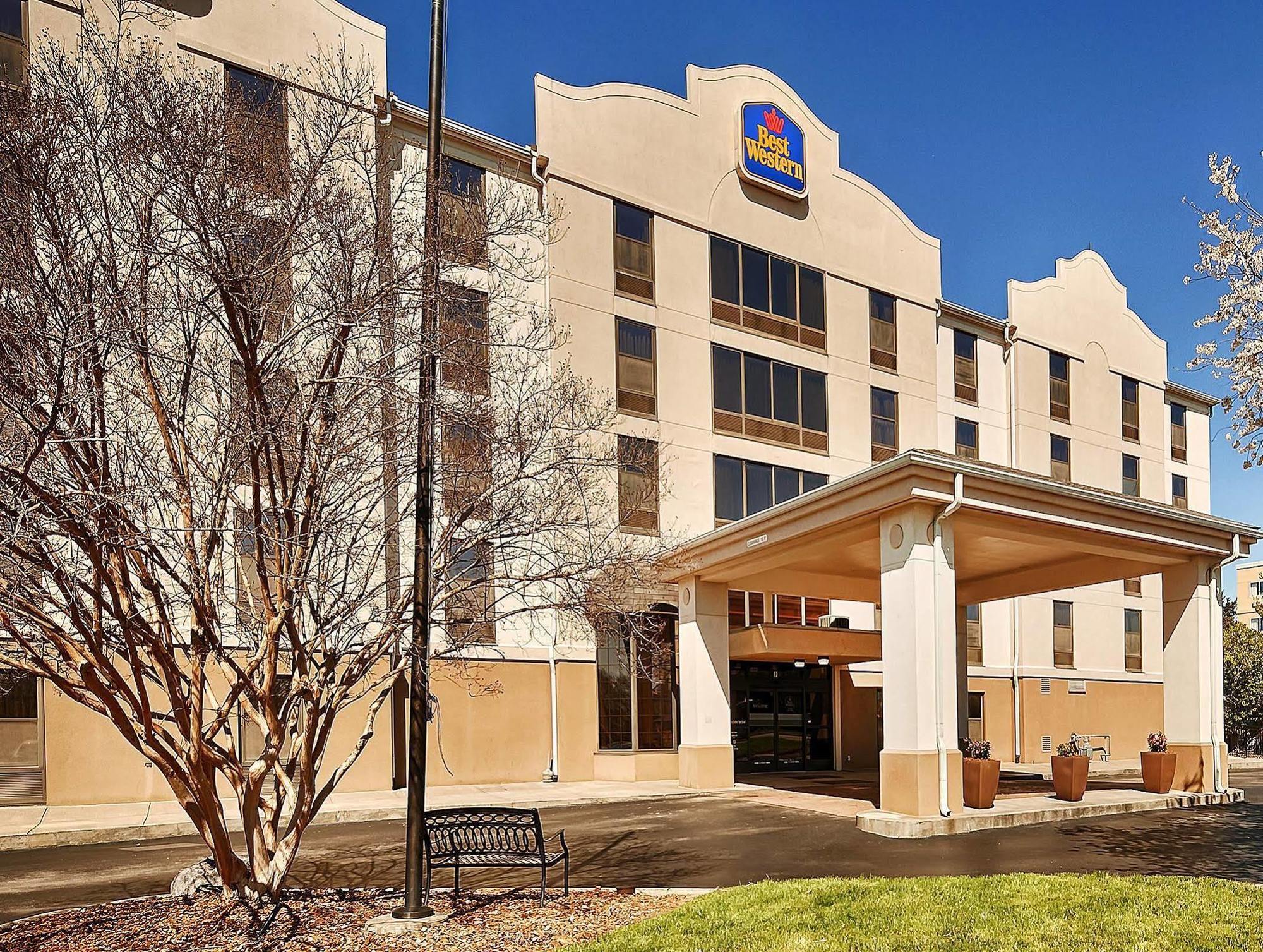 Western Near Opryland Hotel Nashville