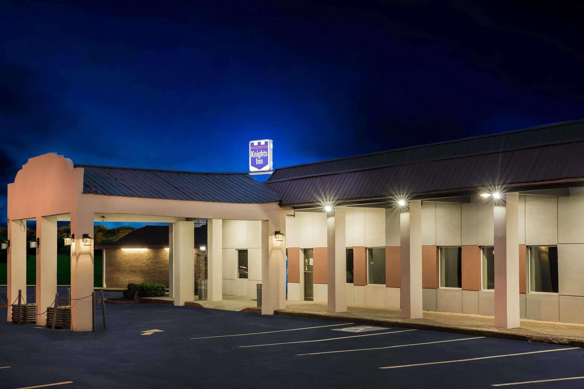 Knights - Downtown 2* Nashville