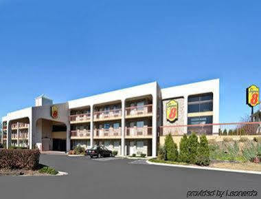 Motel Super 8 By Wyndham Hermitage 2*