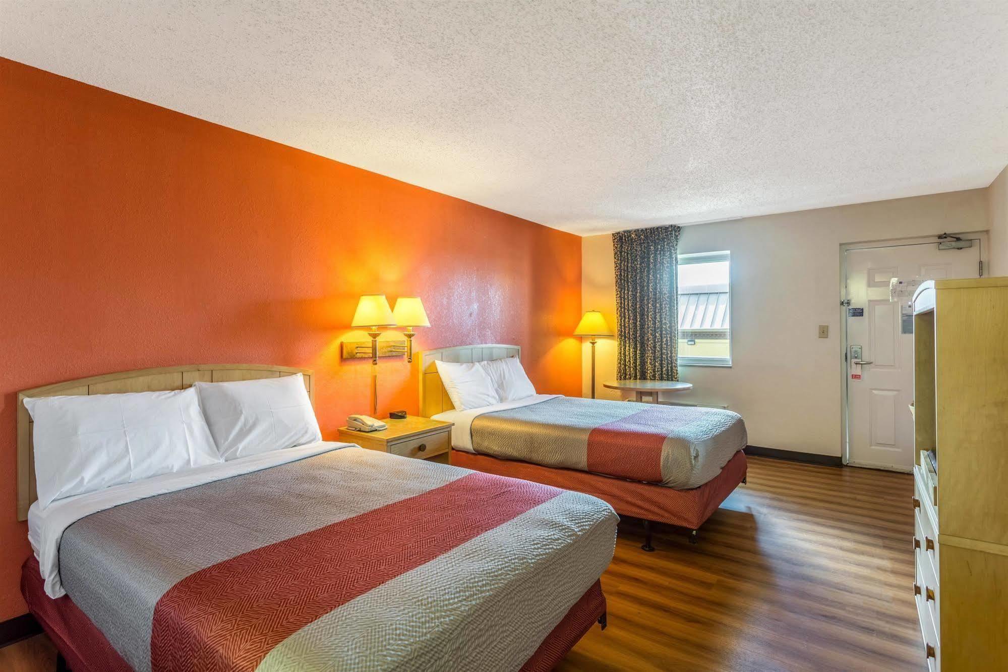 6-nashville, Tn Hotel 2*