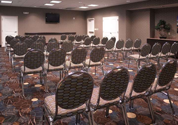 Hampton & At Opryland 3* Nashville