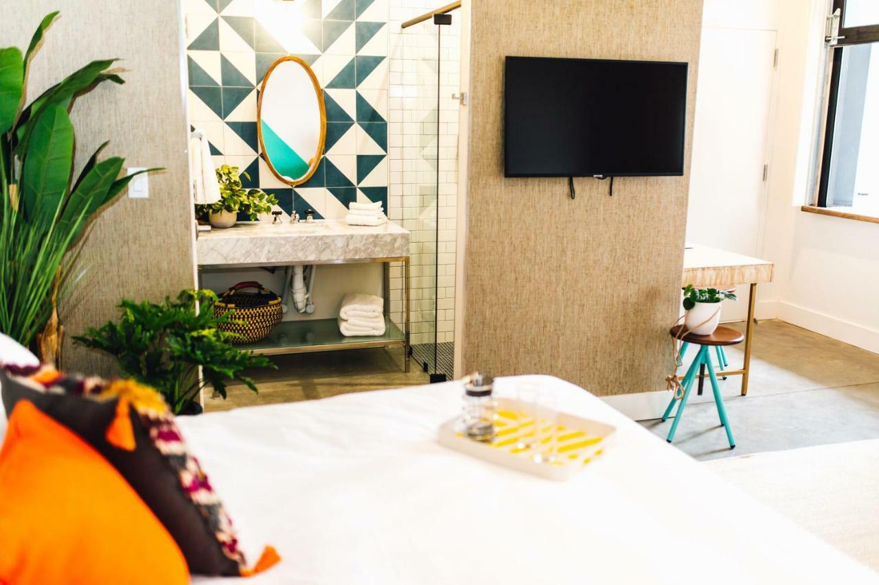 Vandyke Bed & Beverage Hotel 3*