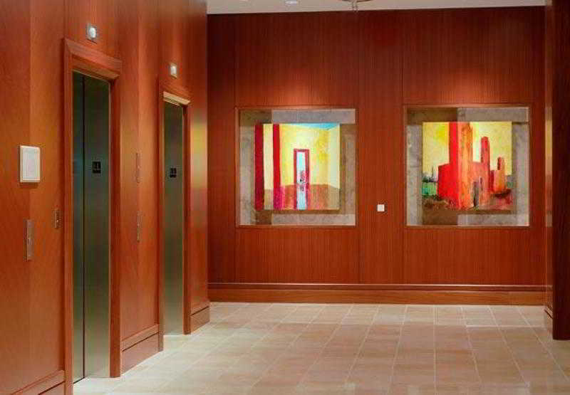 Marriott At Vanderbilt 4*