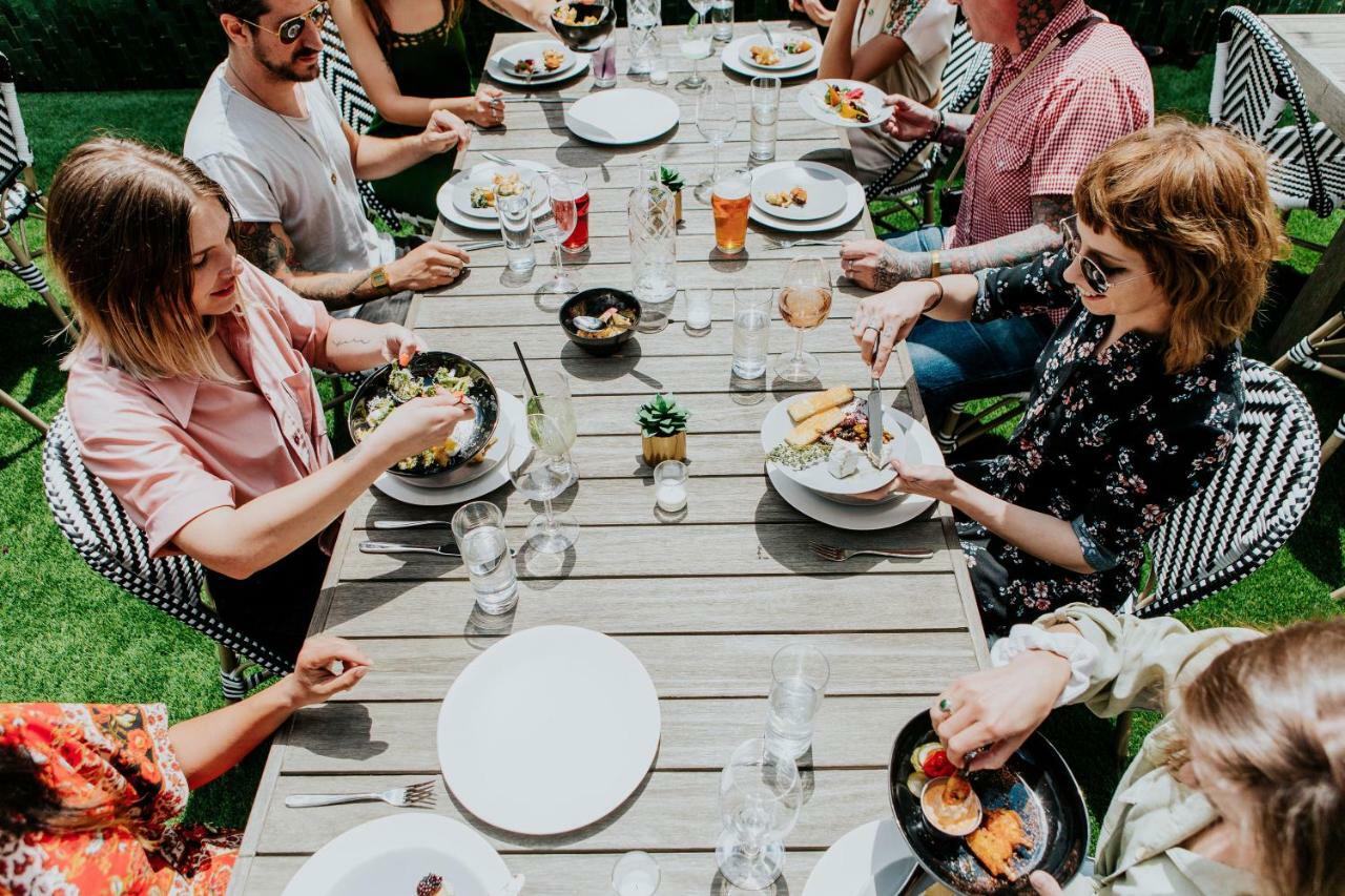 Hotel Vandyke Bed & Beverage