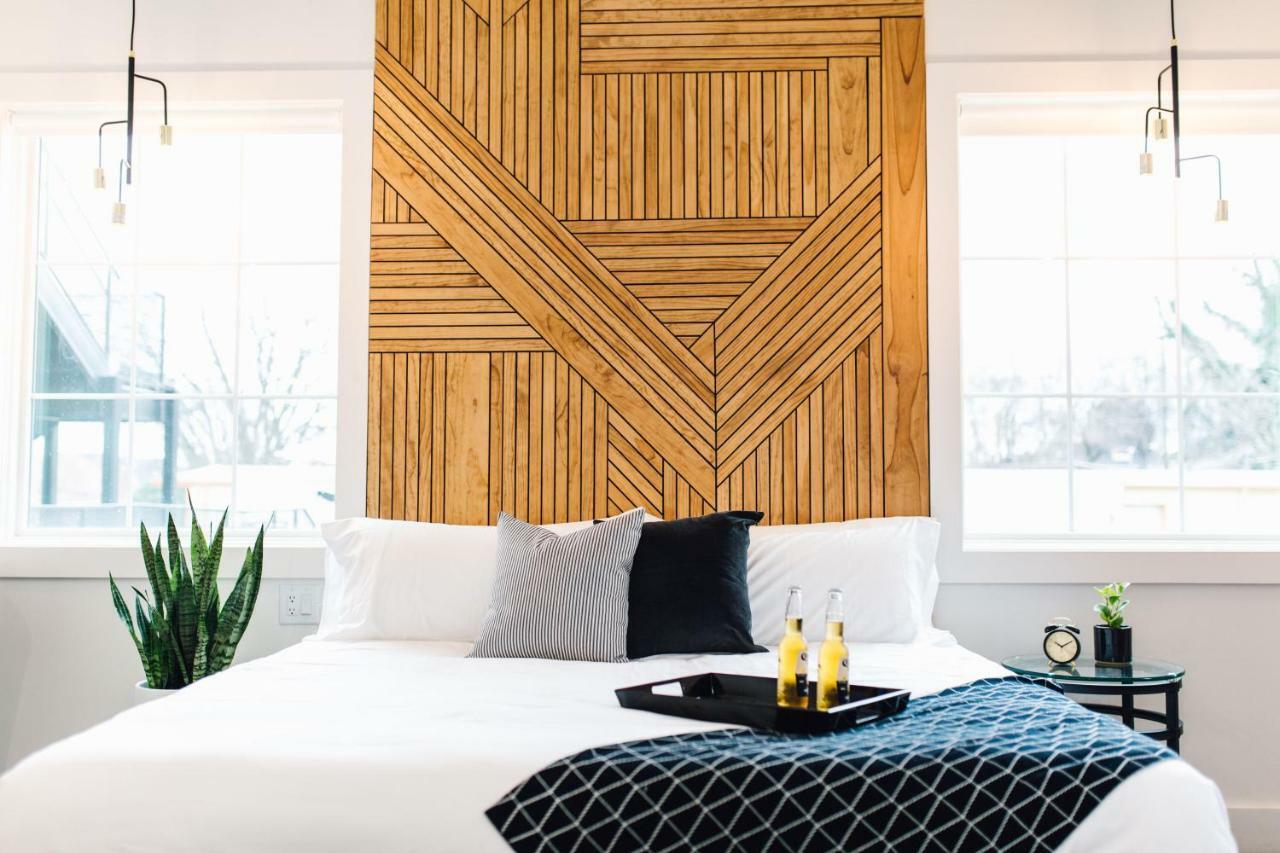 Vandyke Bed & Beverage 3*