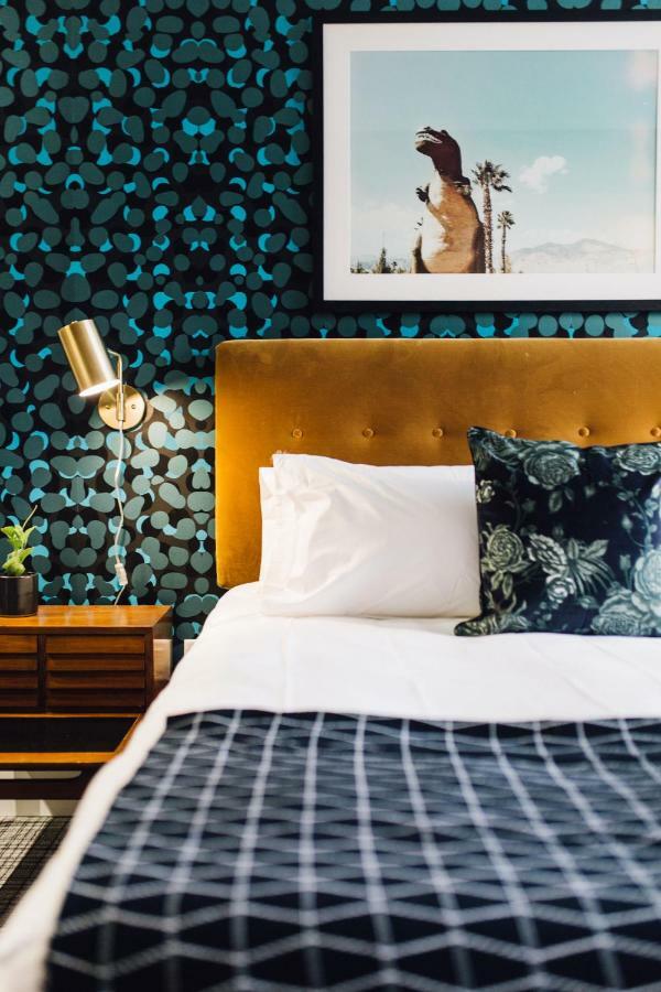 Vandyke Bed & Beverage Hotel