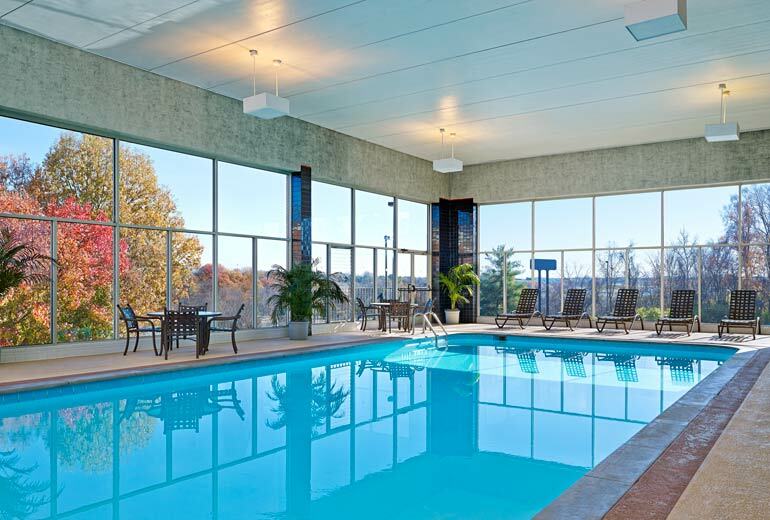 Hotel Sheraton Music Airport