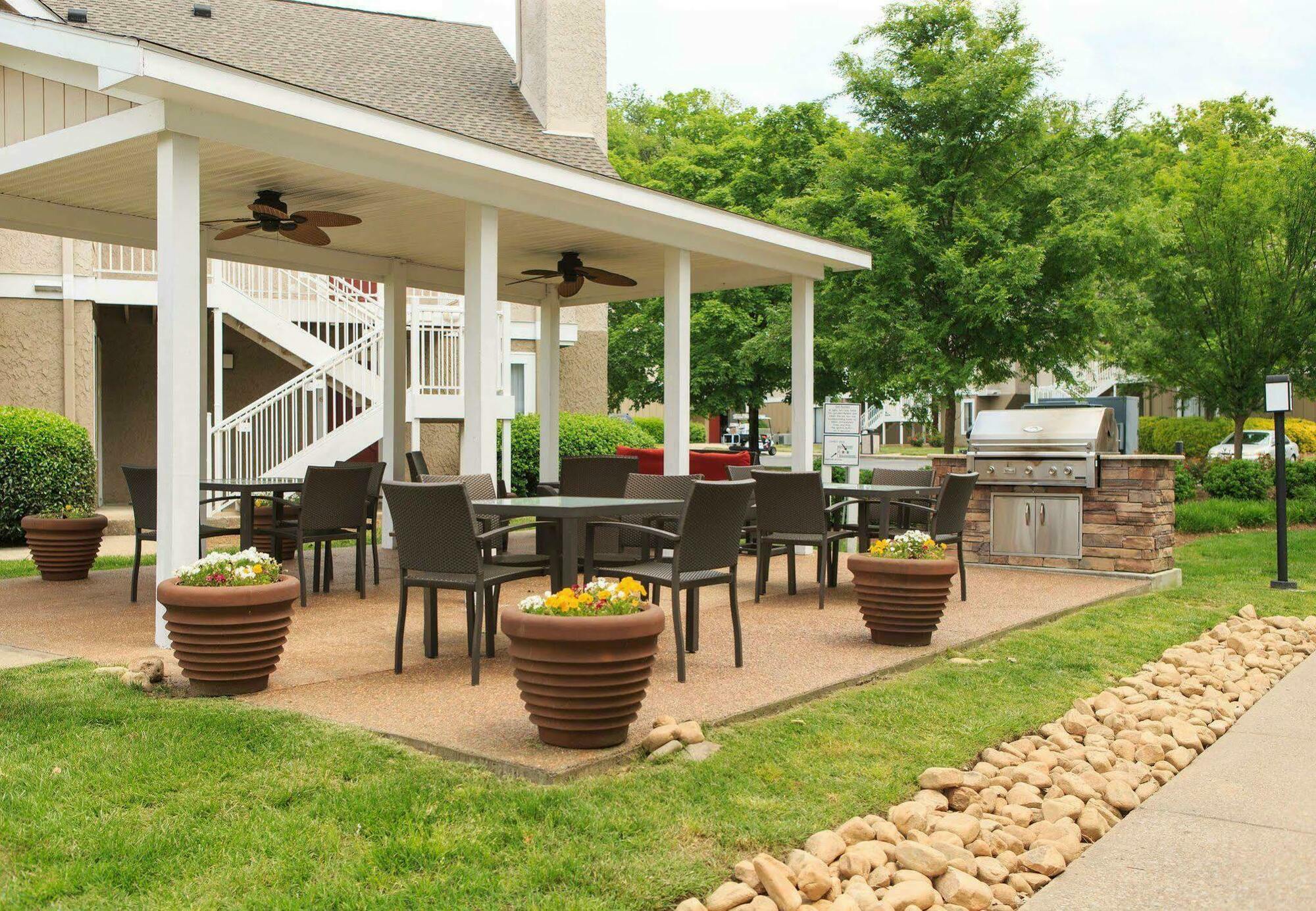 By Marriott Airport 3* Nashville