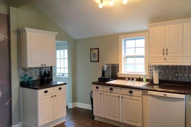 12 South-walk To Bars+coffee+food+shops+belmont Holiday home Nashville