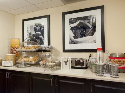 Hampton & Nashville-vanderbilt-elliston Place Hotel
