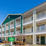 Hometowne By Red Roof - Airport/briley Pkwy 2*