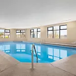 Hotel Luxe 2*