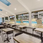 Red Lion Inn & Suites Nashville Airport