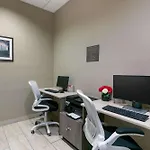 Comfort Downtown - Music Center 4*