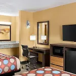 Super 8 by Wyndham Whites Creek/ Nashville NW Area