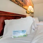 Days Inn By Wyndham Nashville Saint Thomas West Hospital