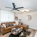 East Nashville Nook Best Of Both Worlds