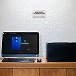 Hotel Sonesta Select Airport 3*