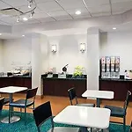 Hotel Sonesta Select Airport