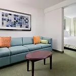 Hotel Sonesta Select Airport 3*