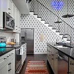 Vibrant Penthouse In 12 South