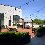Airy Penthouse Loft In 12 South, Walk To So Much!