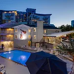 Comfort Downtown - Music Center 4* Nashville