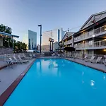 Comfort Downtown - Music Center Inn