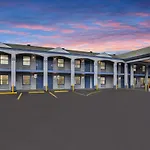 Super 8 By Wyndham Nashville West