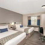 Hotel Microtel & By Wyndham