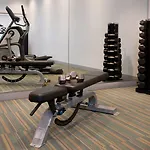 Hotel Express Airport By Ihg Nashville