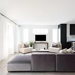 Modern Dt Luxury - Rooftop City Views