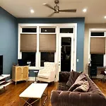 The Painted Muse I Stylish 3Br With Rooftop Hot Tub In East Nashville