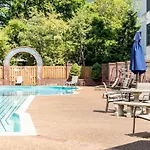 Holiday home Famous Music Row Presidential With Guitar Pool *