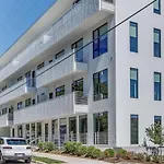 Gulch Condo With Pool Gym Private Patio & Garage