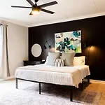 Famous Music Row Presidential With Guitar Pool Holiday home Nashville