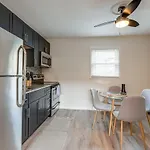 Berry Hill Urban Oasis - By 12 South & Vanderbilt Apartment