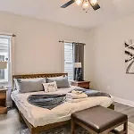 Holiday home New Build 5 Min To Broadway Sleeps 10 Nashville