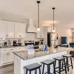 New Build 5 Min To Broadway Sleeps 10 Holiday home