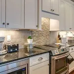 Holiday home Modern 3 King Belmont Retreat With 2 Living Walk To Belmont & Vanderbilt Near Music Row The Gulch & 12th South 2 Miles To Broadway Large Dining Table Smart Tvs Parking 24 Hr Hospitality