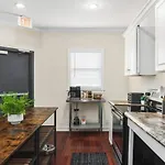 Platinum On Music Row Renovated And Near Downtown Apartment Nashville