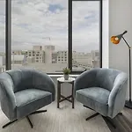 Landing Modern With Amazing Amenities Nashville