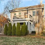 In The Heart Of 12 South & Belmont, 3 Miles To Downtown