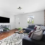 Apartment Harmonic Close To Vanderbilt And 12 South *