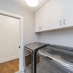 New Luxury Big House Near Gulch 4 King 4 Queen 2 Twin