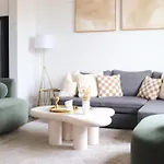 Welcome To Your East Nashville Oasis! Super Host!