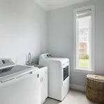 Relax Into Urban Chic At A Textured East Holiday home Nashville