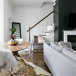 Relax Into Urban Chic At A Textured East Holiday home Nashville