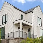 Relaxing Home In East Nash Walk To Shops And Cafes